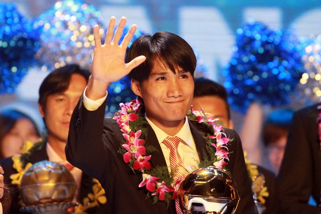 dai-an-bacolod-cua-bong-da-viet-co-nhung-nguoi-dung-day-tu-vong-lao-ly-hon-ca-van-quyen dai-an-bacolod-cua-bong-da-viet-co-nhung-nguoi-dung-day-tu-vong-lao-ly-hon-ca-van-quyen